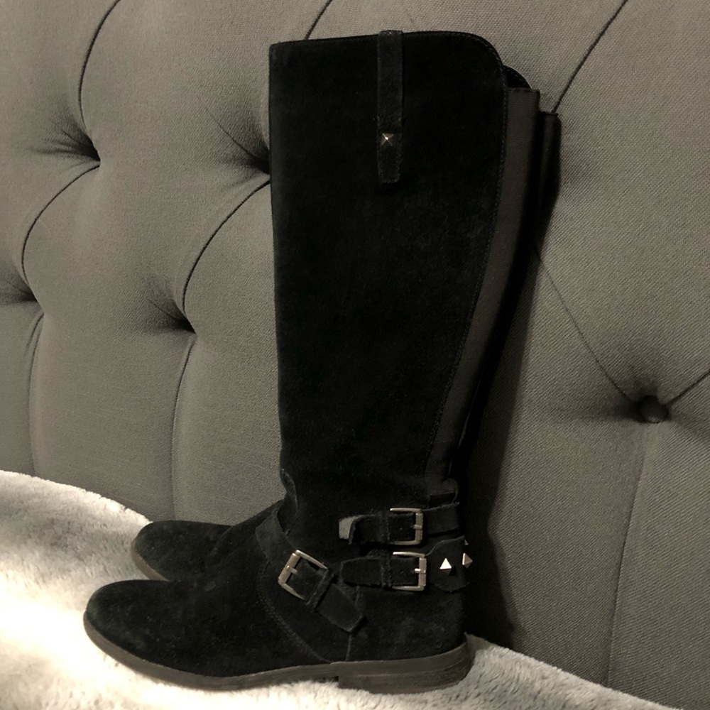 Black Boots